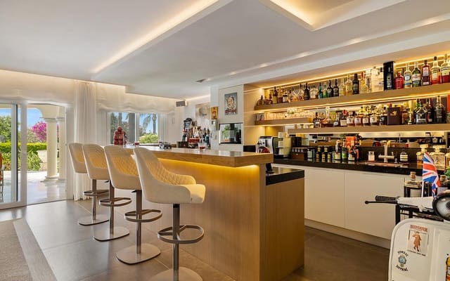 6 soveværelse Villa til salg i Lomas De Marbella, Marbella med swimmingpool garage - € 6.900.000 (Ref: 9182871)