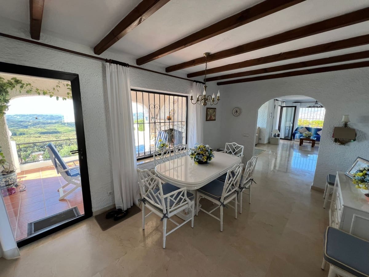 4 soverom Villa til salgs i Mijas med svømmebasseng - € 899 000 (Ref: 9182874)