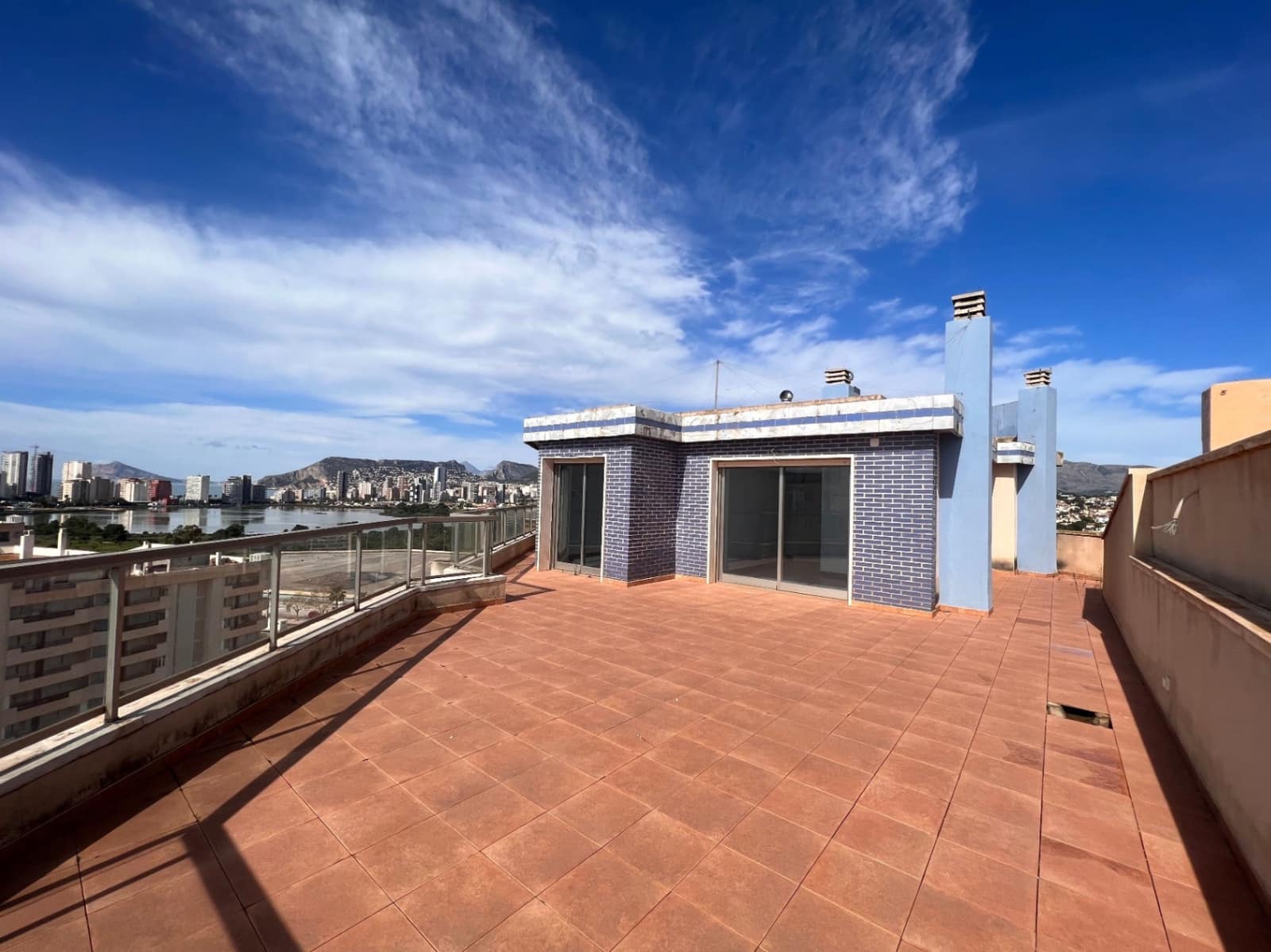 3 soveværelse Penthouse til salg i Calpe / Calp med swimmingpool - € 899.000 (Ref: 9182901)