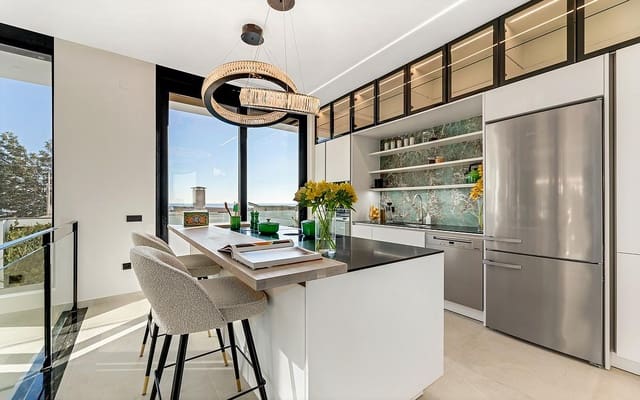 5 soverom Villa til salgs i Lomas De Marbella, Marbella med garasje - € 4 995 000 (Ref: 9182910)