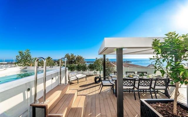 5 soverom Villa til salgs i Lomas De Marbella, Marbella med garasje - € 4 995 000 (Ref: 9182910)