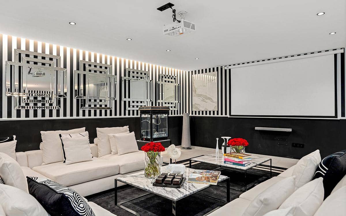 5 soverom Villa til salgs i Marbella med garasje - € 4 995 000 (Ref: 9182910)