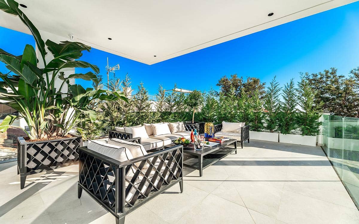 5 soverom Villa til salgs i Marbella med garasje - € 4 995 000 (Ref: 9182910)