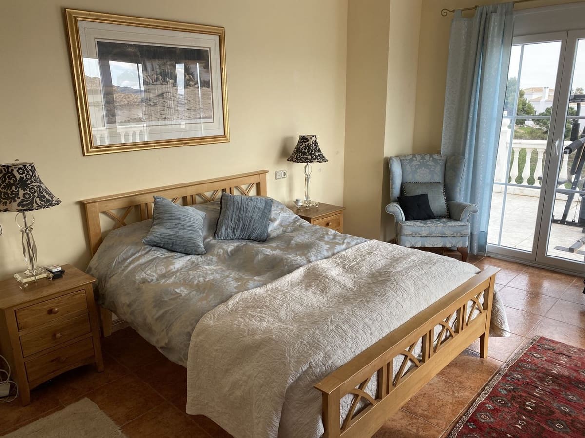 4 soverom Villa til salgs i Valtocado med svømmebasseng - € 1 300 000 (Ref: 9182934)