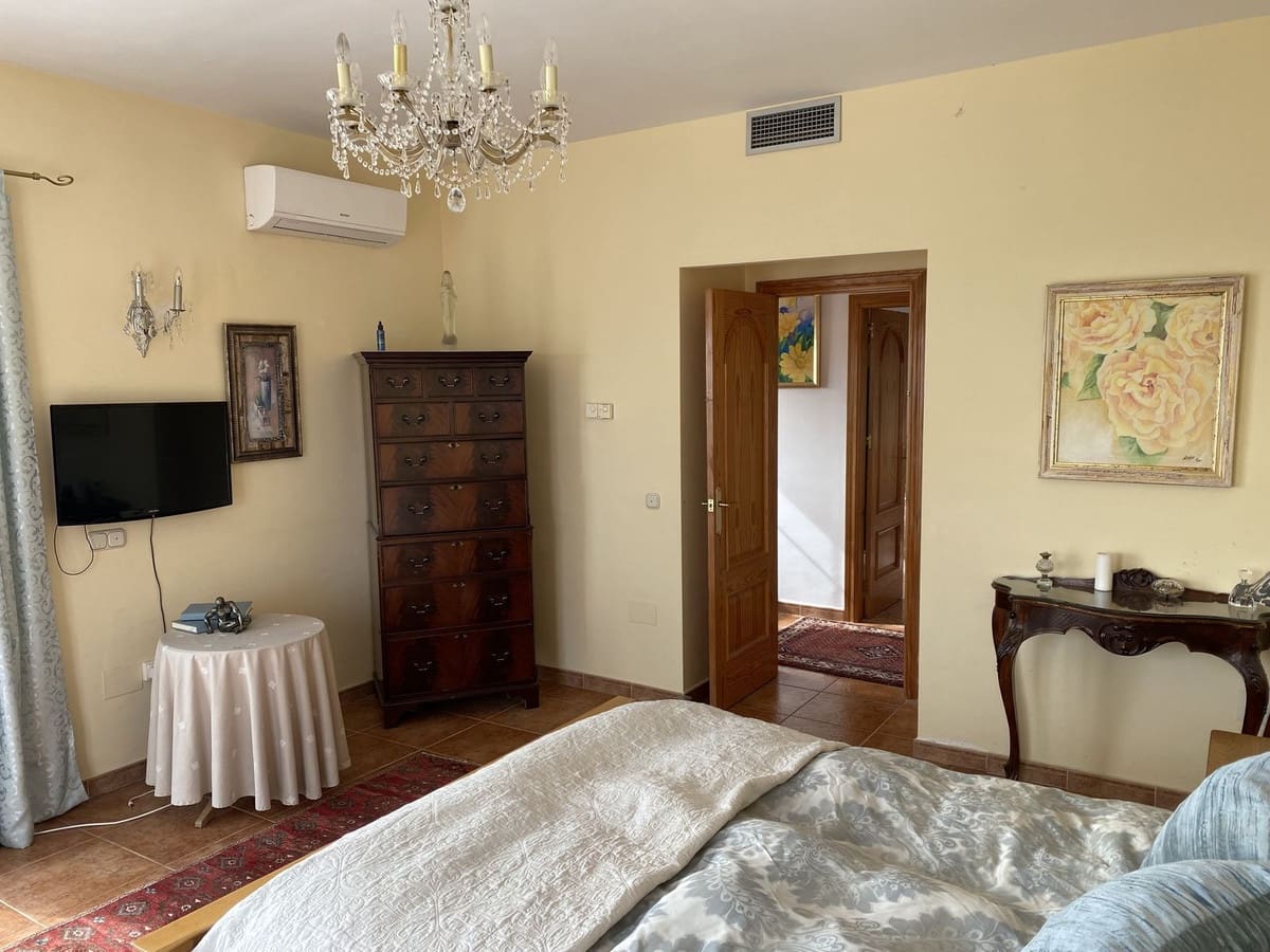 4 soverom Villa til salgs i Valtocado med svømmebasseng - € 1 300 000 (Ref: 9182934)