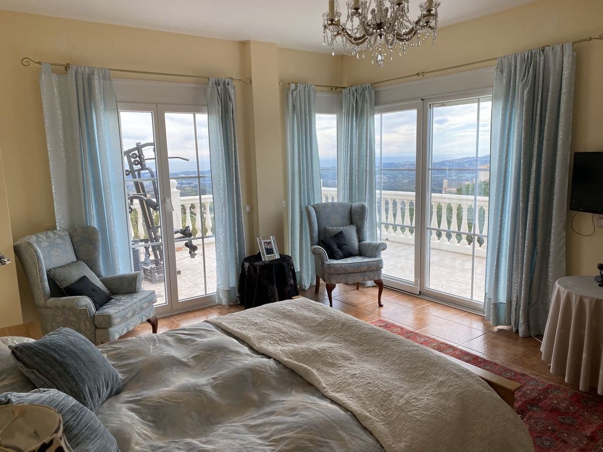 4 soverom Villa til salgs i Valtocado med svømmebasseng - € 1 300 000 (Ref: 9182934)