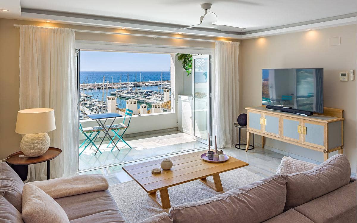 2 slaapkamer Appartement te koop in Puerto Banus - € 860.000 (Ref: 9182939)