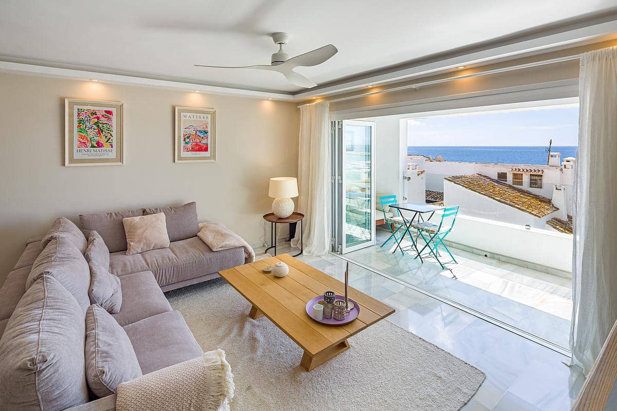 2 slaapkamer Appartement te koop in Puerto Banus - € 860.000 (Ref: 9182939)