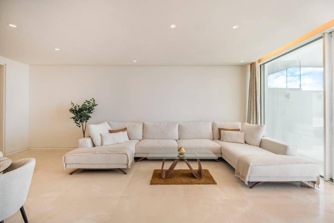 2 slaapkamer Appartement te koop in Ojen met zwembad - € 760.000 (Ref: 9182975)