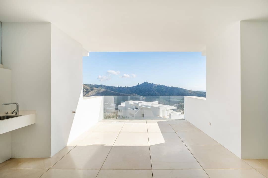 2 slaapkamer Appartement te koop in Ojen met zwembad - € 760.000 (Ref: 9182975)