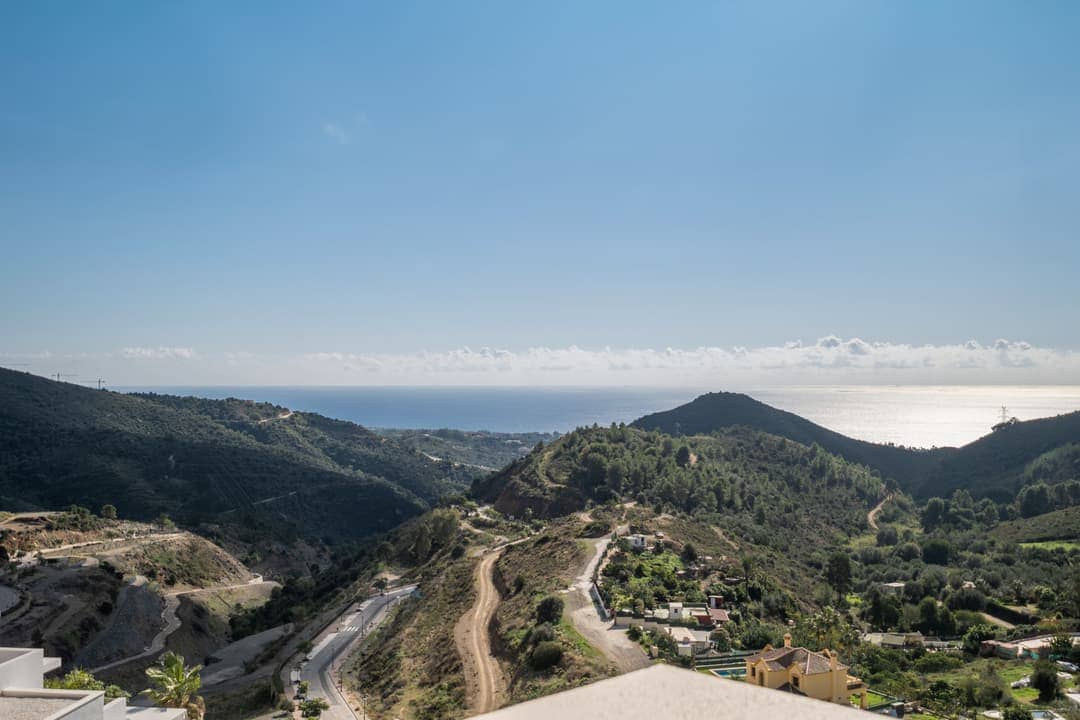 2 slaapkamer Appartement te koop in Ojen met zwembad - € 760.000 (Ref: 9182975)