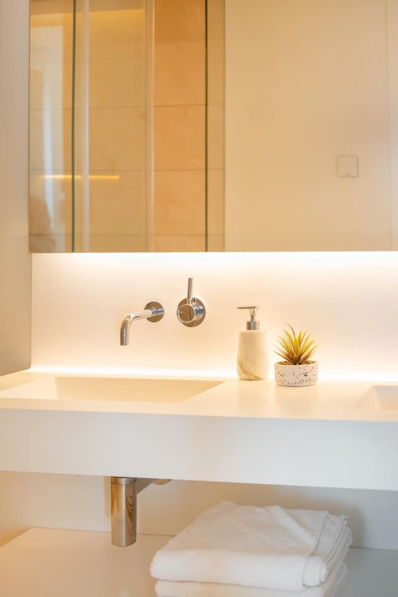 2 slaapkamer Appartement te koop in Ojen met zwembad - € 760.000 (Ref: 9182975)