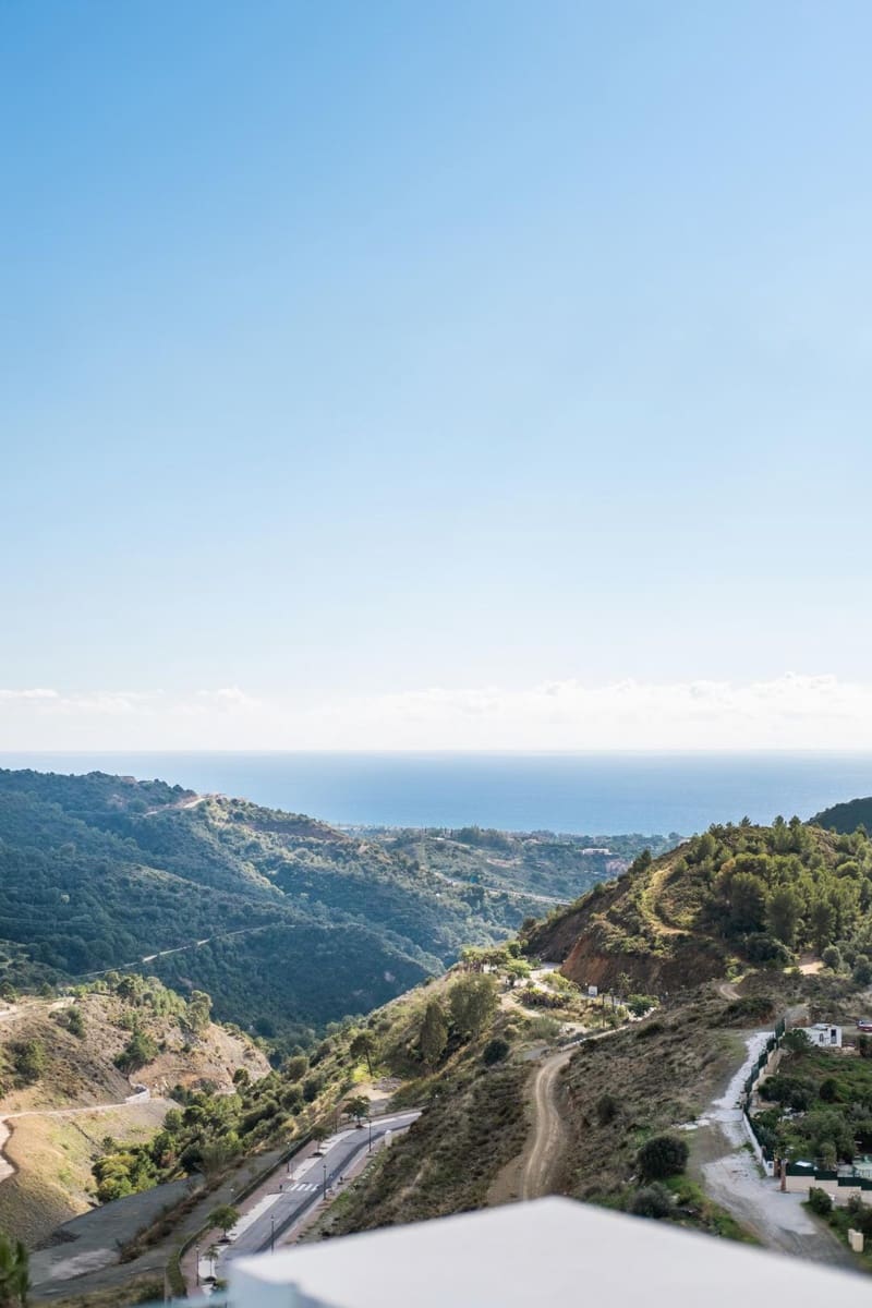 2 slaapkamer Appartement te koop in Ojen met zwembad - € 760.000 (Ref: 9182975)