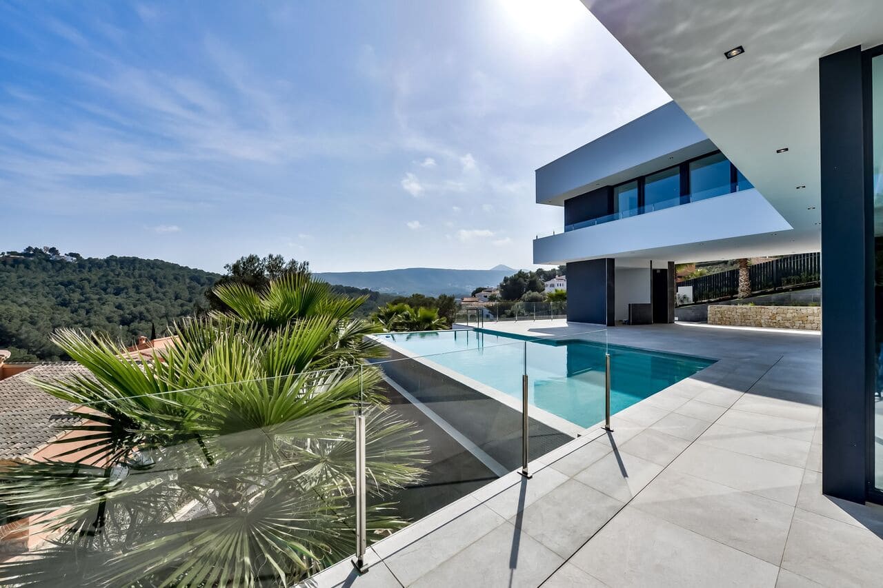3 soveværelse Villa til salg i Javea / Xabia med swimmingpool - € 1.620.000 (Ref: 9182977)