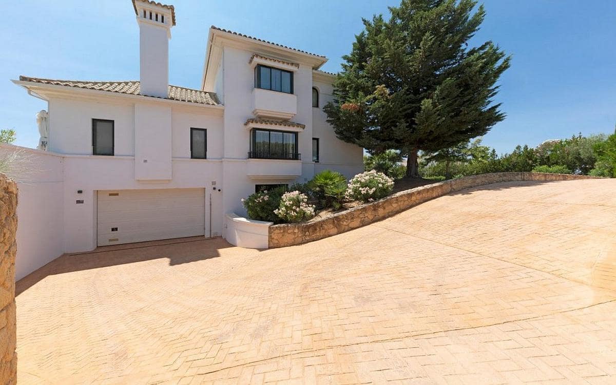 6 quarto Moradia para venda em Cadis cidade com garagem - 770 000 € (Ref: 9182990)