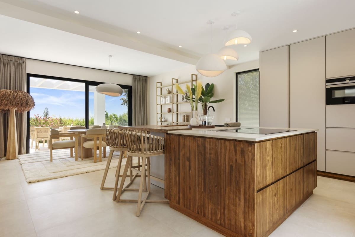 Chalet de 6 habitaciones en Benahavís en venta con piscina - 3.390.000 € (Ref: 9182998)