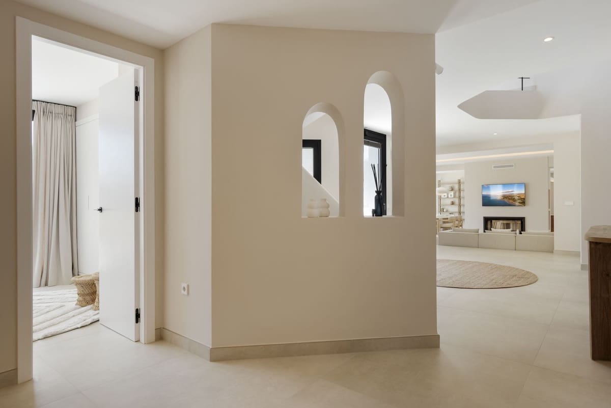 Chalet de 6 habitaciones en Benahavís en venta con piscina - 3.390.000 € (Ref: 9182998)