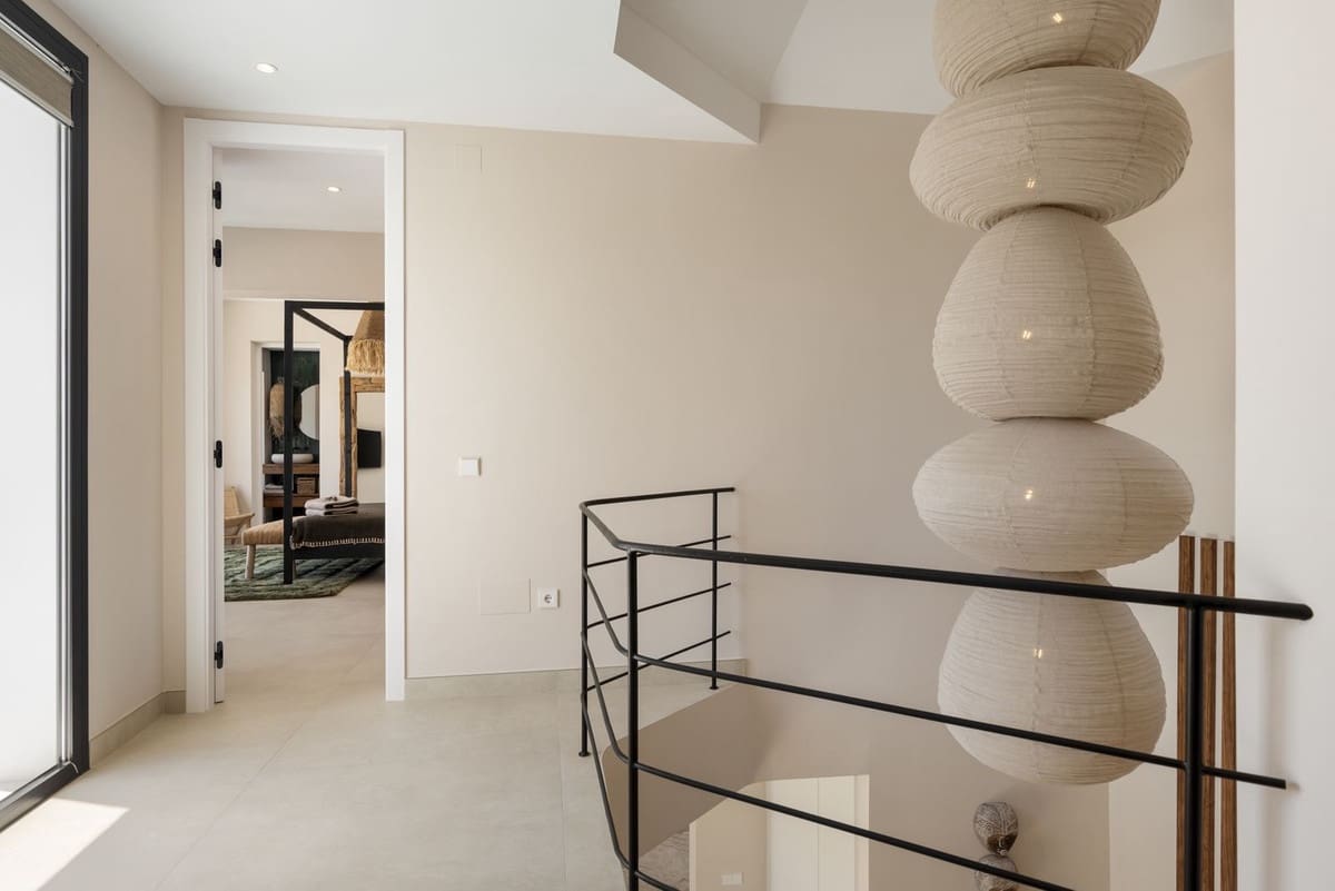 Chalet de 6 habitaciones en Benahavís en venta con piscina - 3.390.000 € (Ref: 9182998)