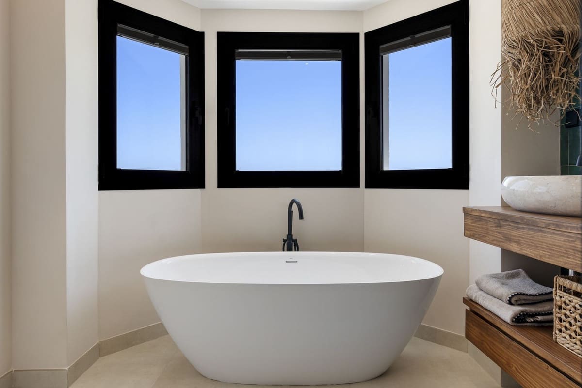 Chalet de 6 habitaciones en Benahavís en venta con piscina - 3.390.000 € (Ref: 9182998)