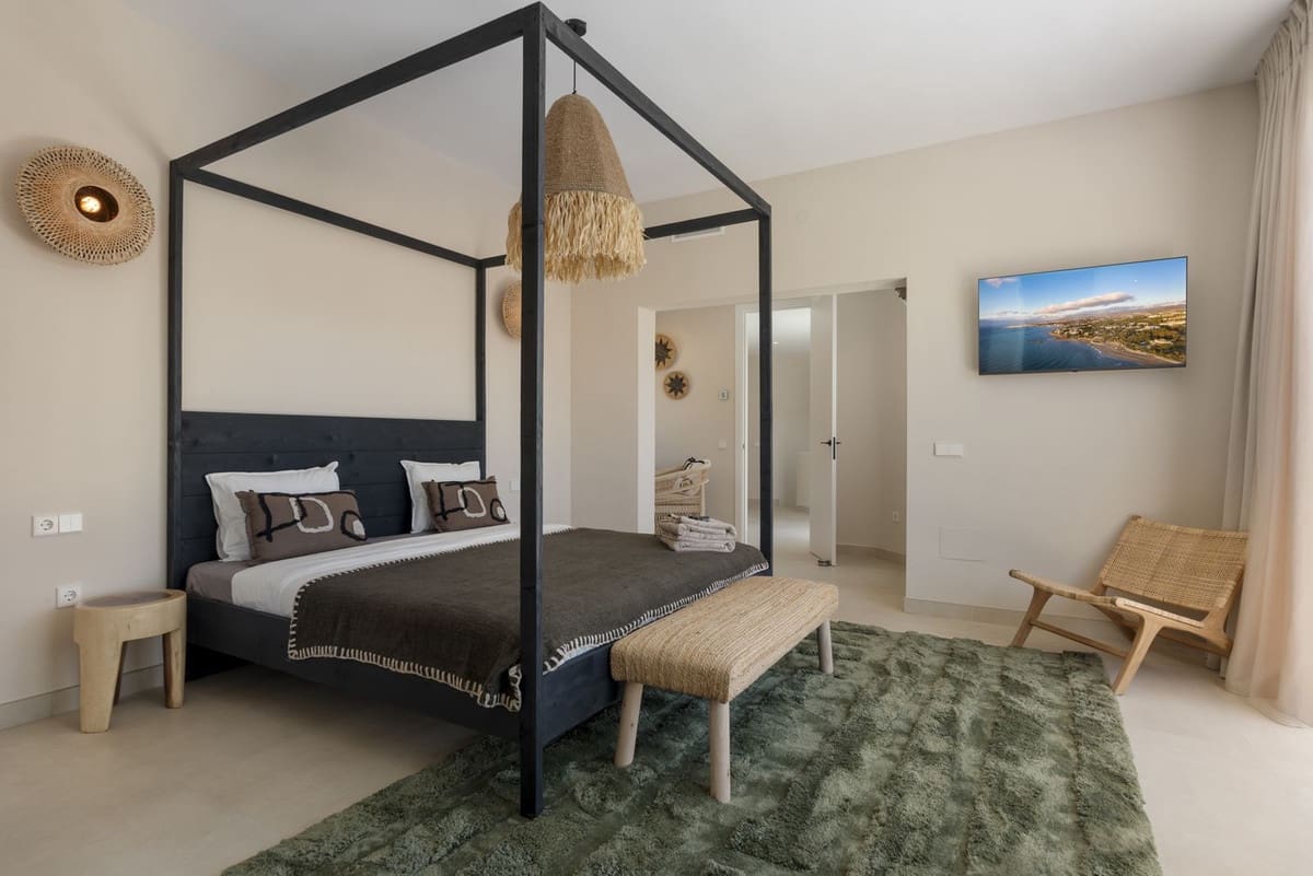 Chalet de 6 habitaciones en Benahavís en venta con piscina - 3.390.000 € (Ref: 9182998)