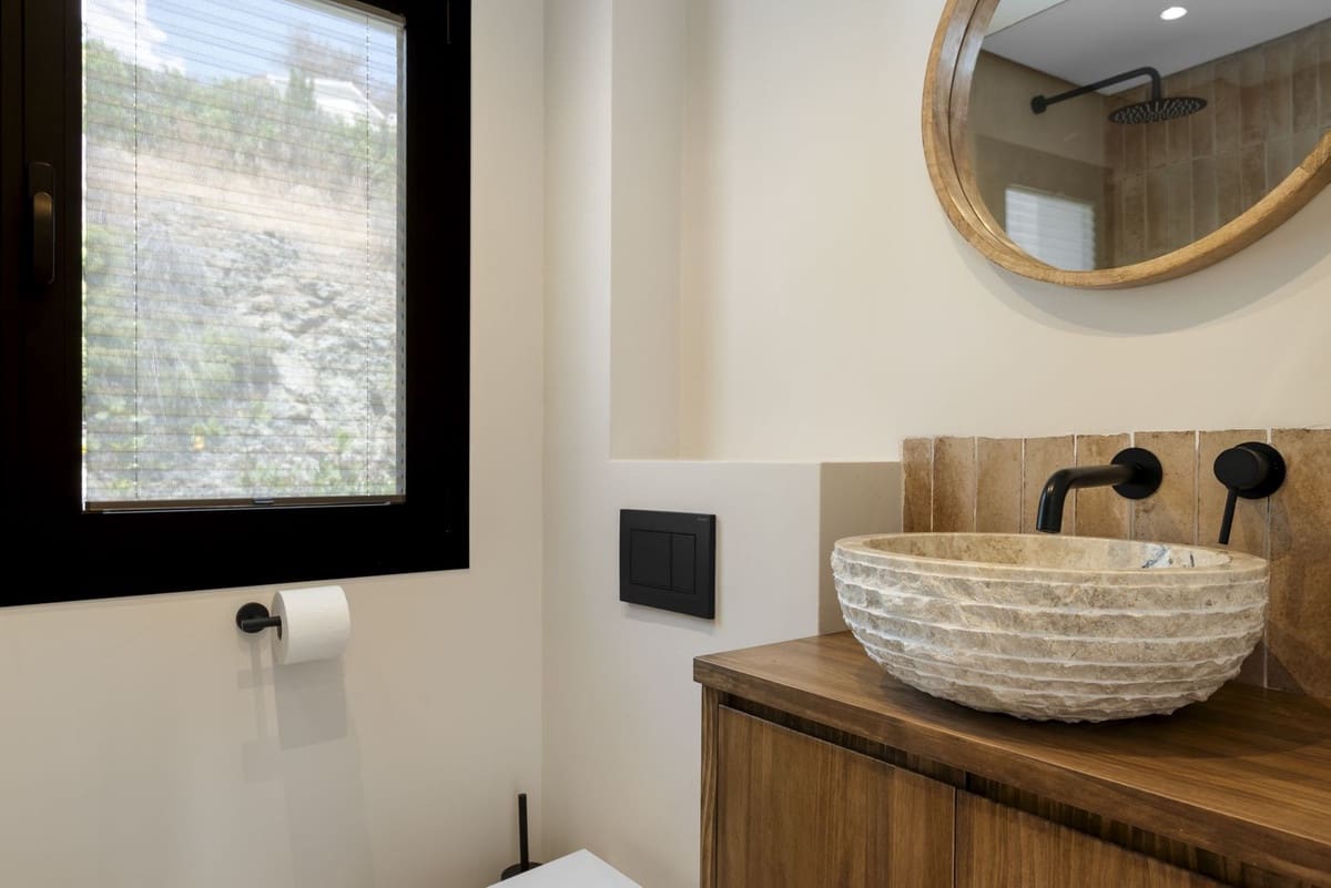 Chalet de 6 habitaciones en Benahavís en venta con piscina - 3.390.000 € (Ref: 9182998)