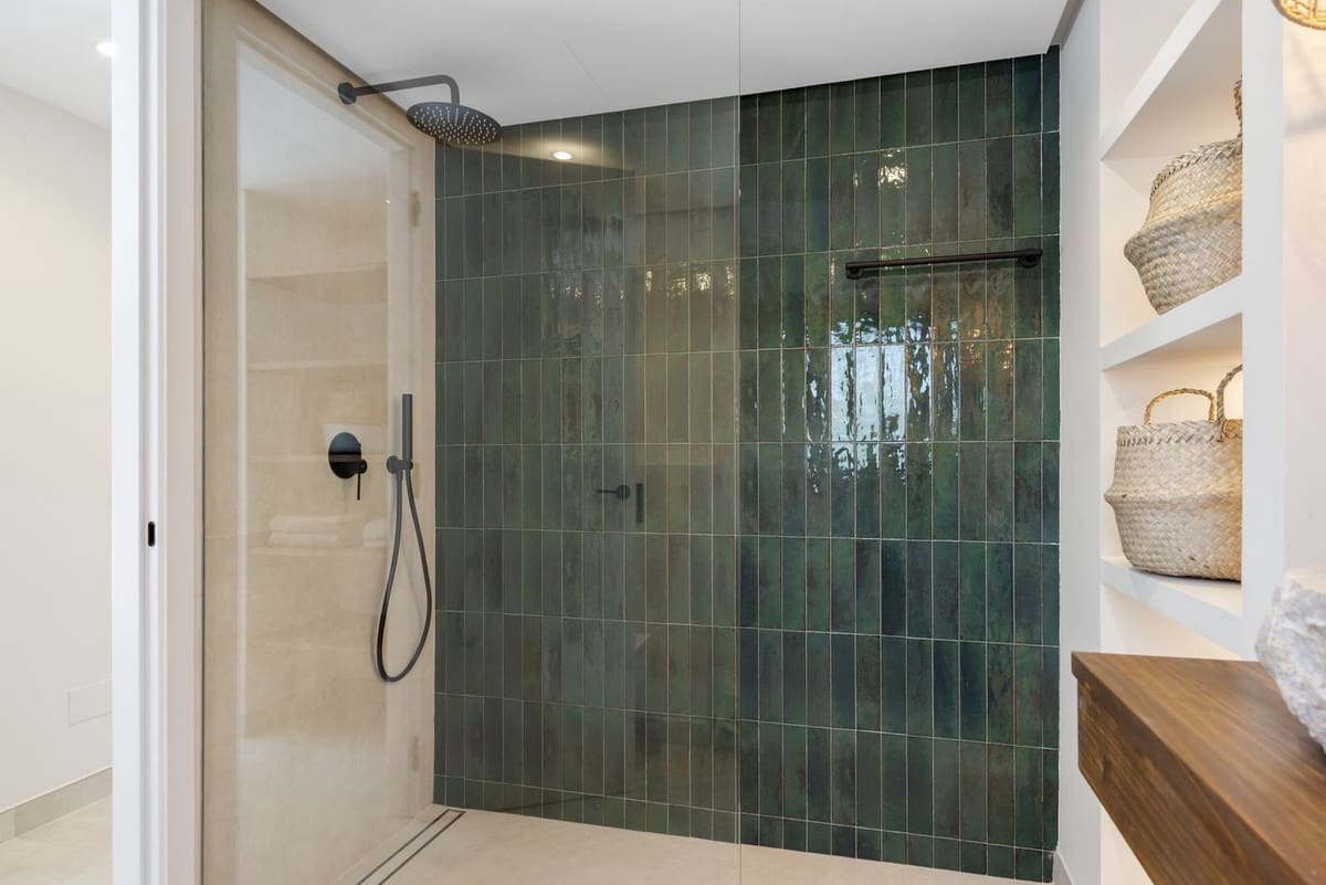 Chalet de 6 habitaciones en Benahavís en venta con piscina - 3.390.000 € (Ref: 9182998)