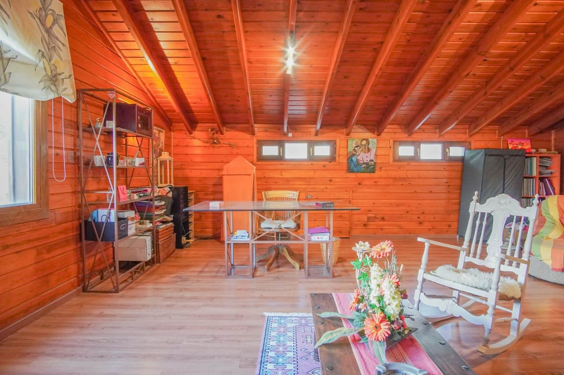 4 soveværelse Erhverv til salg i Orba med swimmingpool garage - € 980.000 (Ref: 9183002)