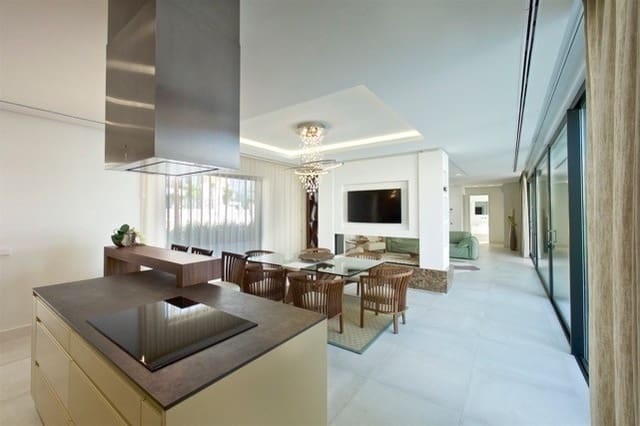 Chalet de 5 habitaciones en Benahavís pueblo, Benahavís en venta con piscina garaje - 5.000.000 € (Ref: 9183018)