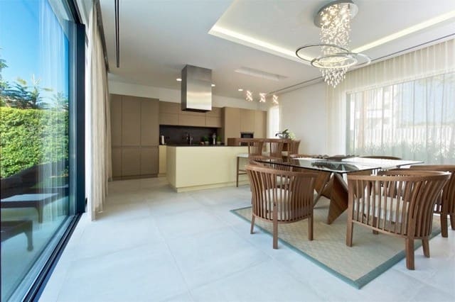 Chalet de 5 habitaciones en Benahavís pueblo, Benahavís en venta con piscina garaje - 5.000.000 € (Ref: 9183018)