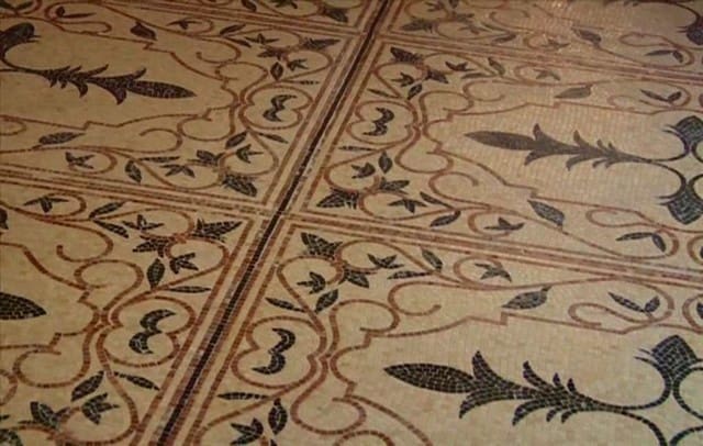 7 soverom Villa til salgs i Nueva Andalucia med svømmebasseng garasje - € 28 000 000 (Ref: 9183019)