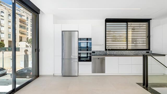 5 slaapkamer Villa te koop in Lomas De Marbella, Marbella - € 2.495.000 (Ref: 9183020)