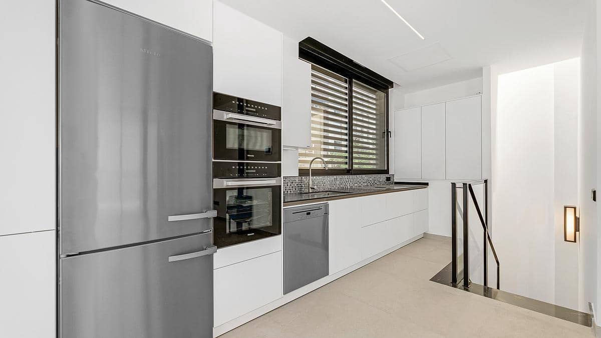 5 slaapkamer Villa te koop in Marbella - € 2.495.000 (Ref: 9183020)