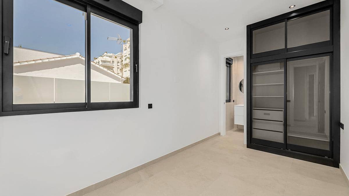 5 slaapkamer Villa te koop in Marbella - € 2.495.000 (Ref: 9183020)