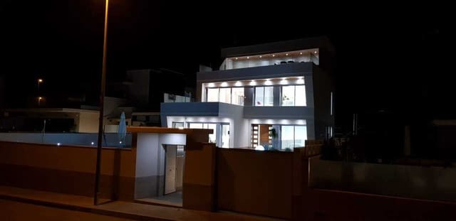 4 camera da letto Villa in vendita in Campoamor, Orihuela con piscina - 1.580.000 € (Rif: 9183030)