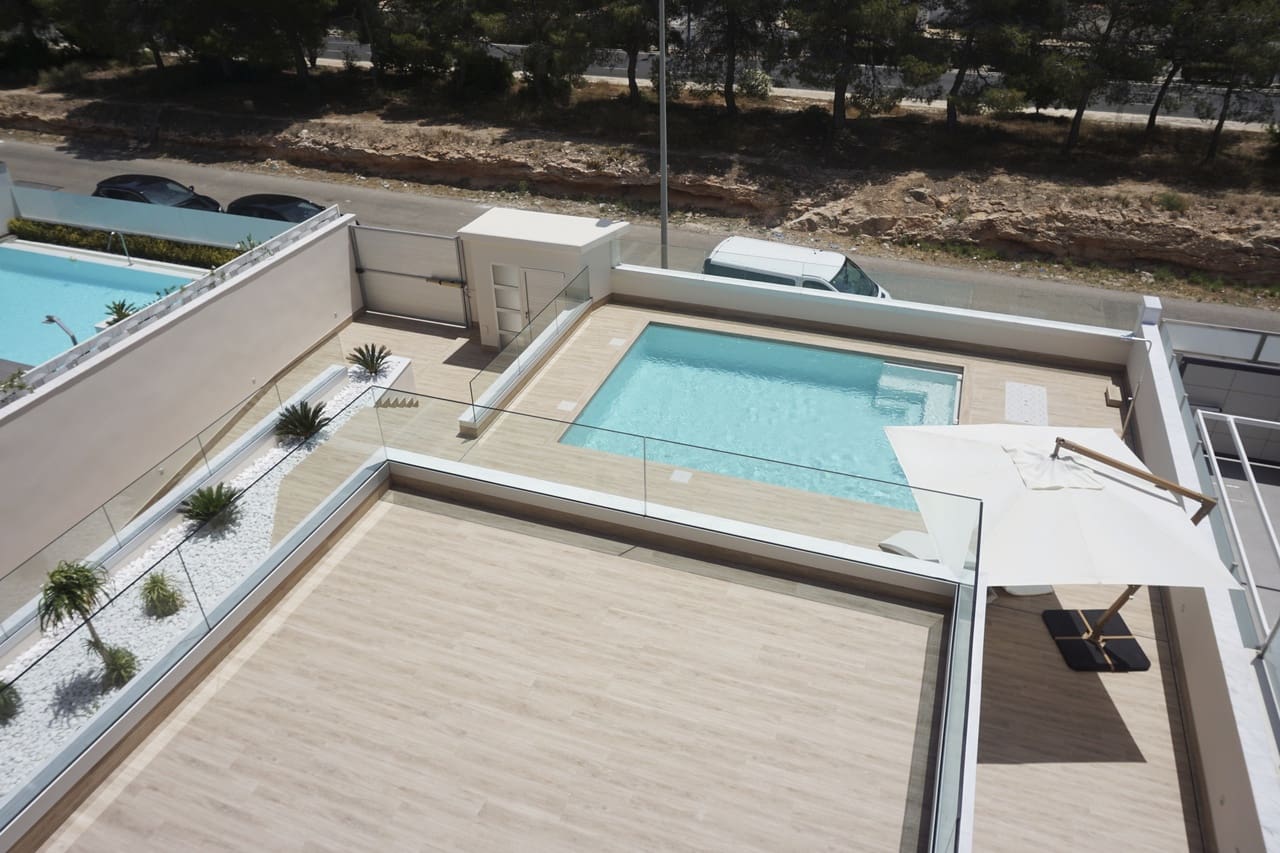 4 bedroom Villa for sale in Campoamor with pool - € 1,580,000 (Ref: 9183030)