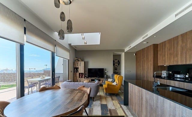 Chalet de 3 habitaciones en Finestrat Pueblo, Finestrat en venta con piscina - 585.000 € (Ref: 9183052)