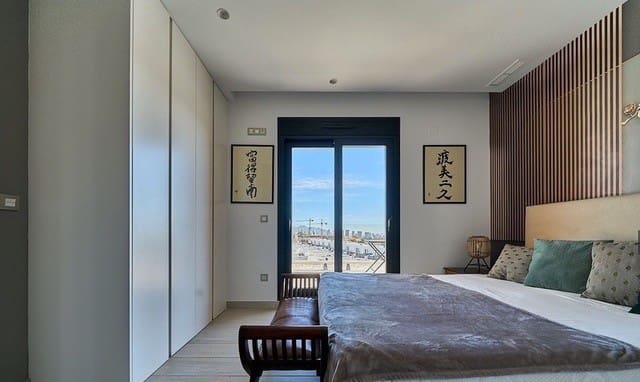 Chalet de 3 habitaciones en Finestrat en venta con piscina - 585.000 € (Ref: 9183052)