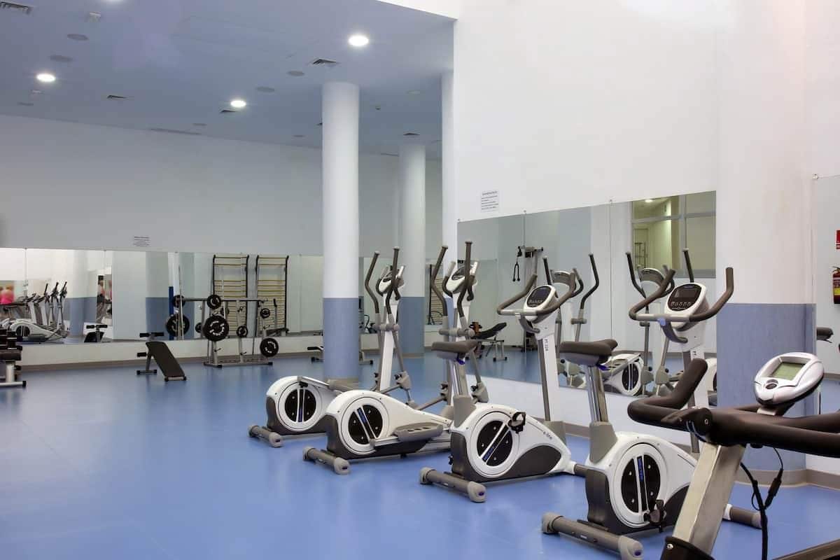 2 sovrum Takvåning till salu i Estepona med pool - 630 000 € (Ref: 9183054)