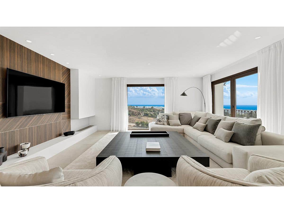 5 soveværelse Villa til salg i Estepona - € 2.495.000 (Ref: 9183055)