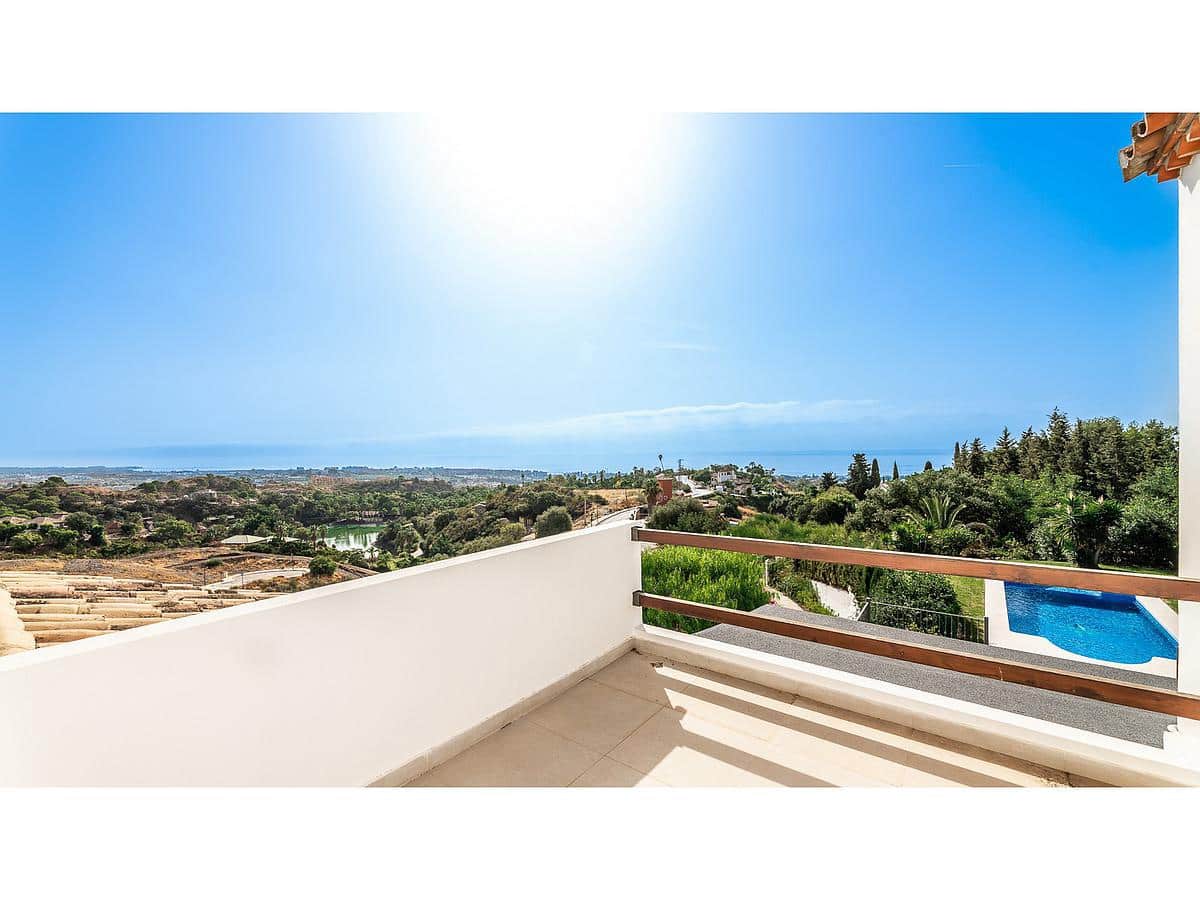 5 soveværelse Villa til salg i Estepona - € 2.495.000 (Ref: 9183055)
