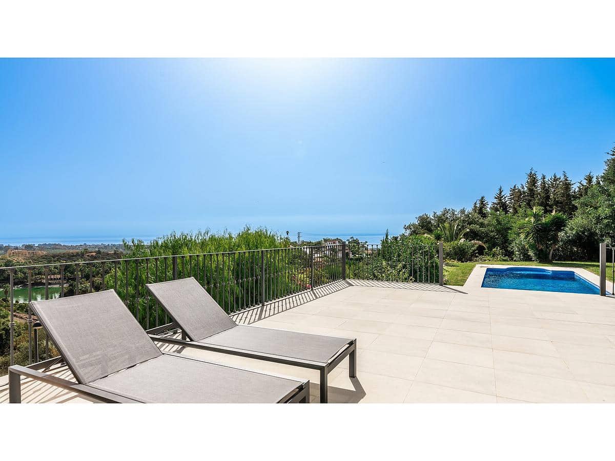 5 soveværelse Villa til salg i Estepona - € 2.495.000 (Ref: 9183055)