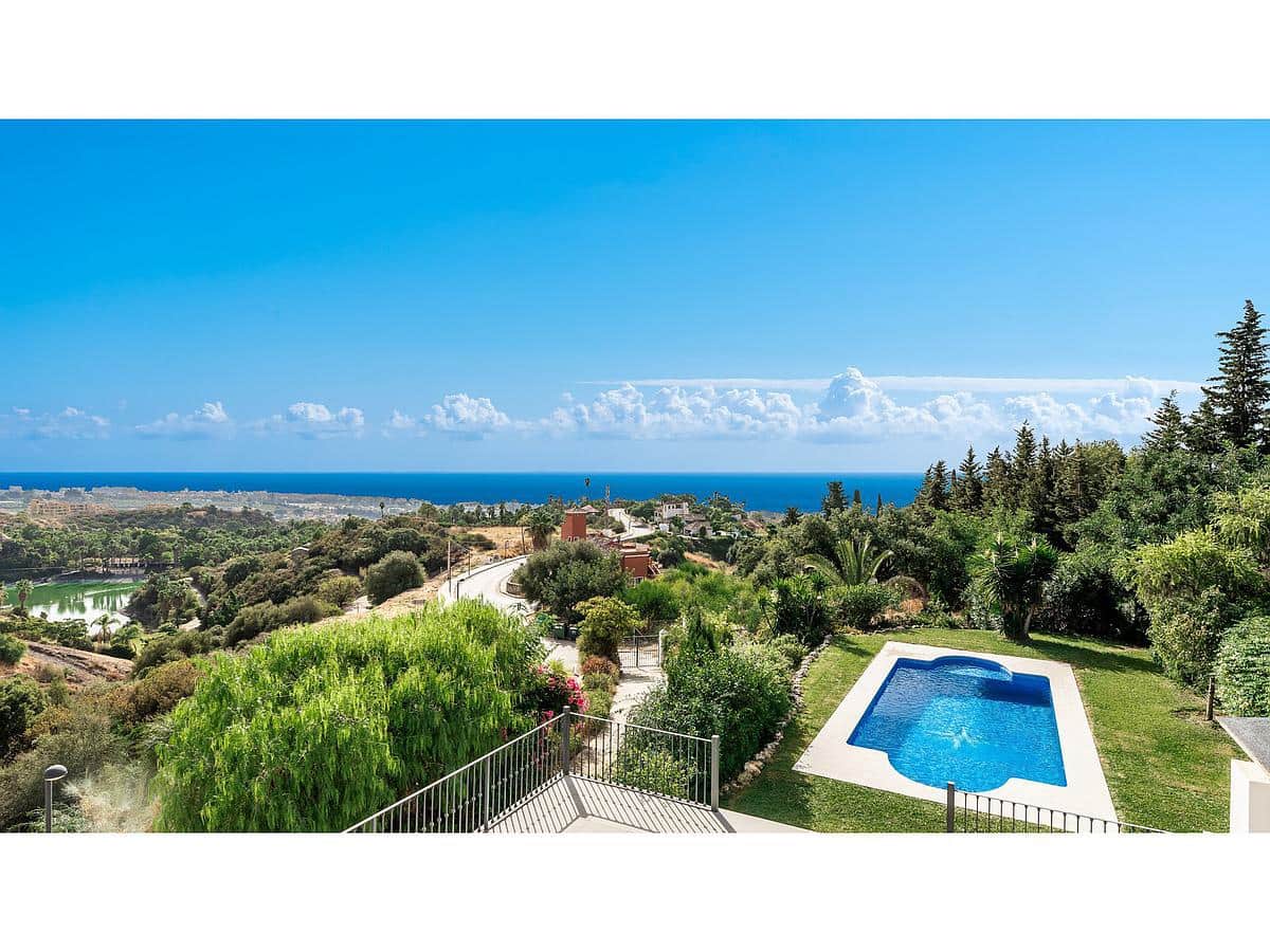 5 soveværelse Villa til salg i Estepona - € 2.495.000 (Ref: 9183055)