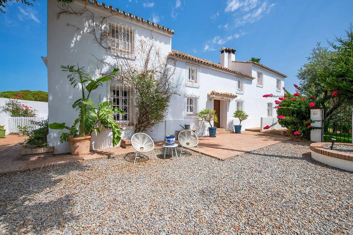 7 soveværelse Villa til salg i Benahavis med swimmingpool - € 2.750.000 (Ref: 9183056)