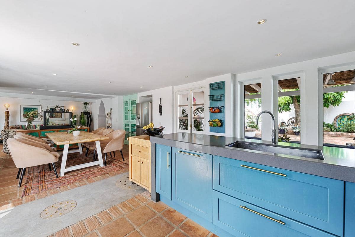 7 soveværelse Villa til salg i Benahavis med swimmingpool - € 2.750.000 (Ref: 9183056)