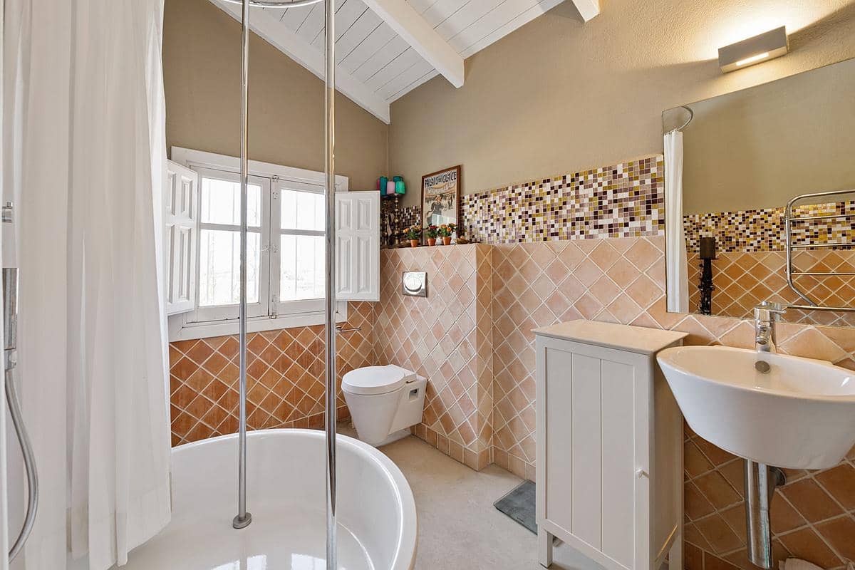 7 soveværelse Villa til salg i Benahavis med swimmingpool - € 2.750.000 (Ref: 9183056)