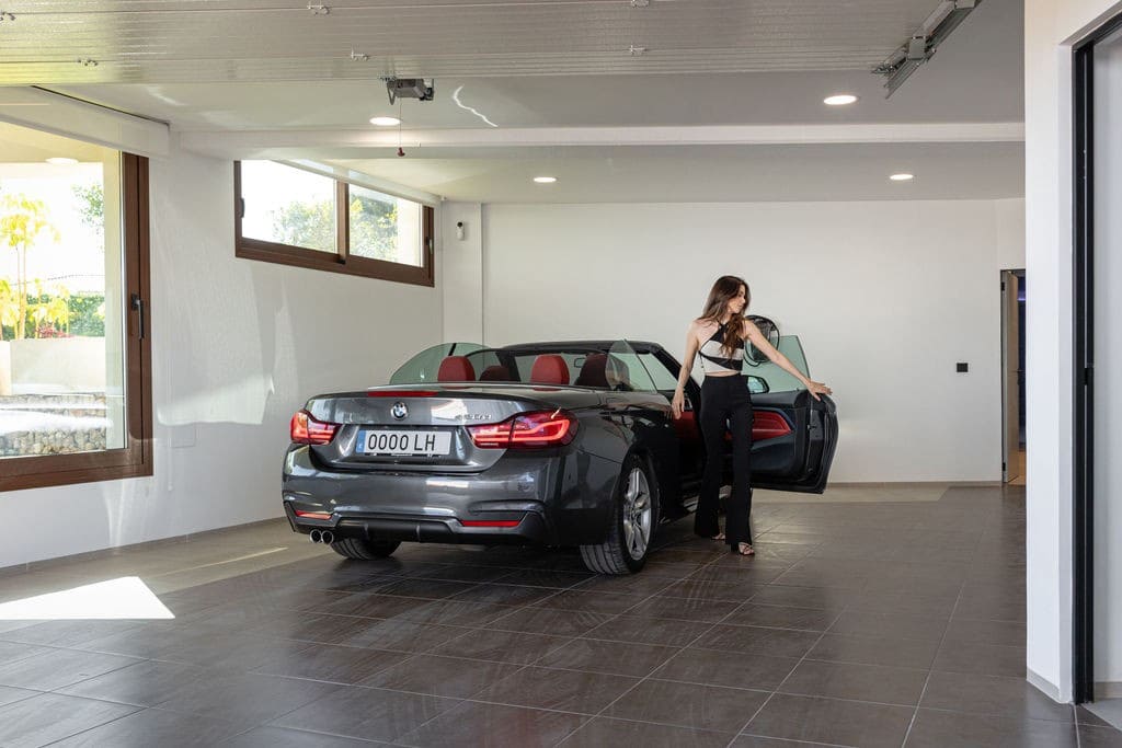 4 bedroom Villa for sale in Benidorm with pool garage - € 2,800,000 (Ref: 9183071)