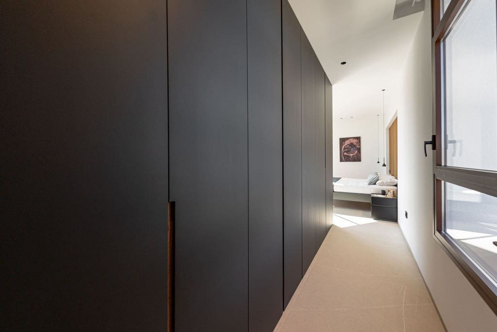 4 bedroom Villa for sale in Benidorm with pool garage - € 2,800,000 (Ref: 9183071)