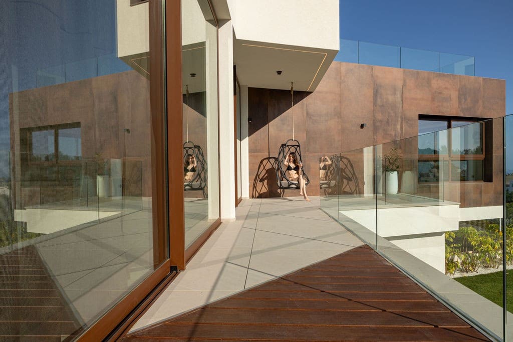 4 bedroom Villa for sale in Benidorm with pool garage - € 2,800,000 (Ref: 9183071)