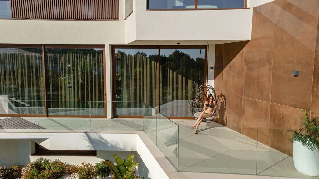 4 bedroom Villa for sale in Benidorm with pool garage - € 2,800,000 (Ref: 9183071)