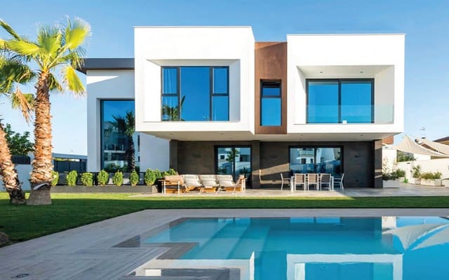 Villa til salg i Benahavís pueblo, Benahavís - € 820.000 (Ref: 9183091)